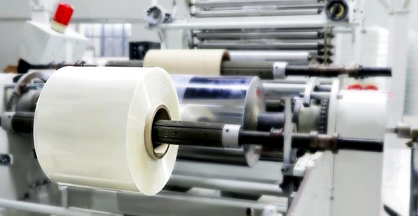 Plastic extrusion line producing film
